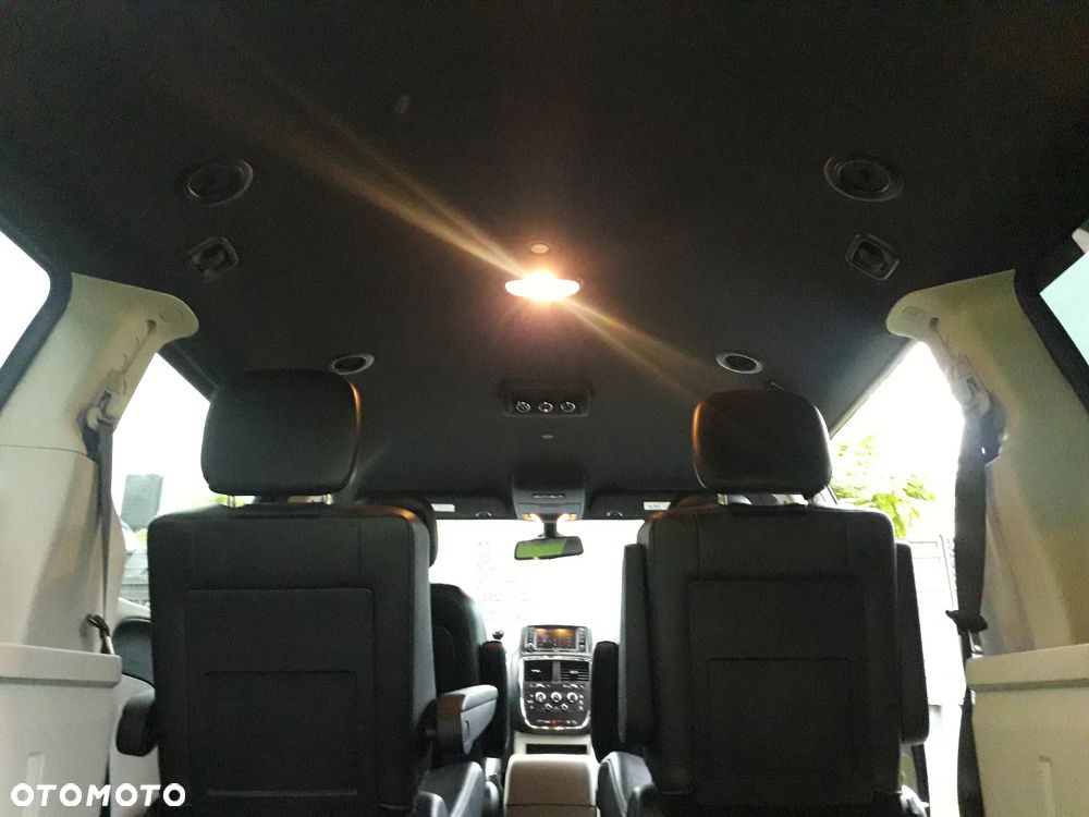 Dodge Grand Caravan - 18