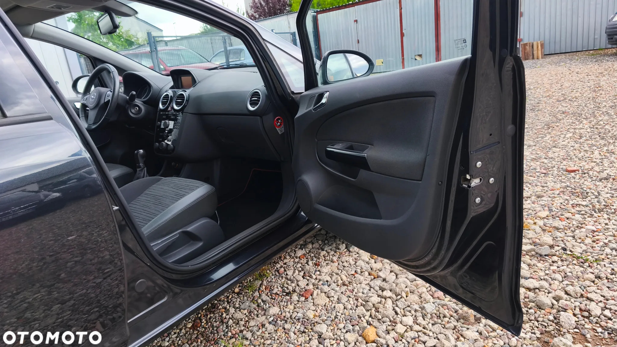 Opel Corsa - 22