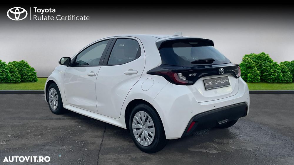 Toyota Yaris 1.5 VVT-i HSD Eco - 4