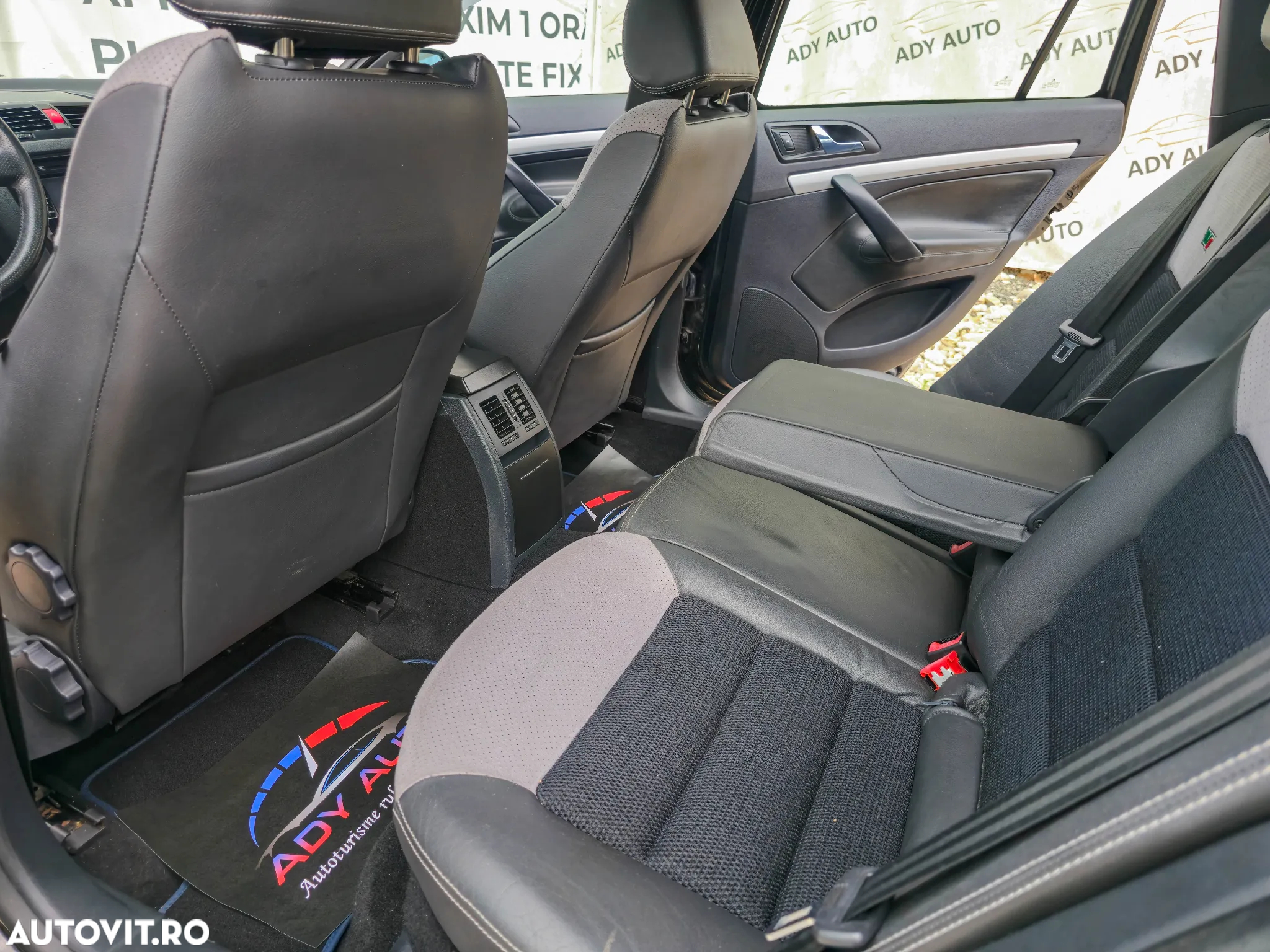 Skoda Octavia Combi 2.0 TFSI RS - 18