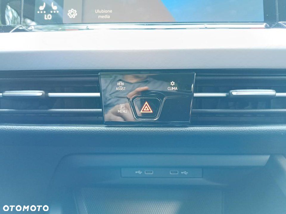 Volkswagen Golf - 16