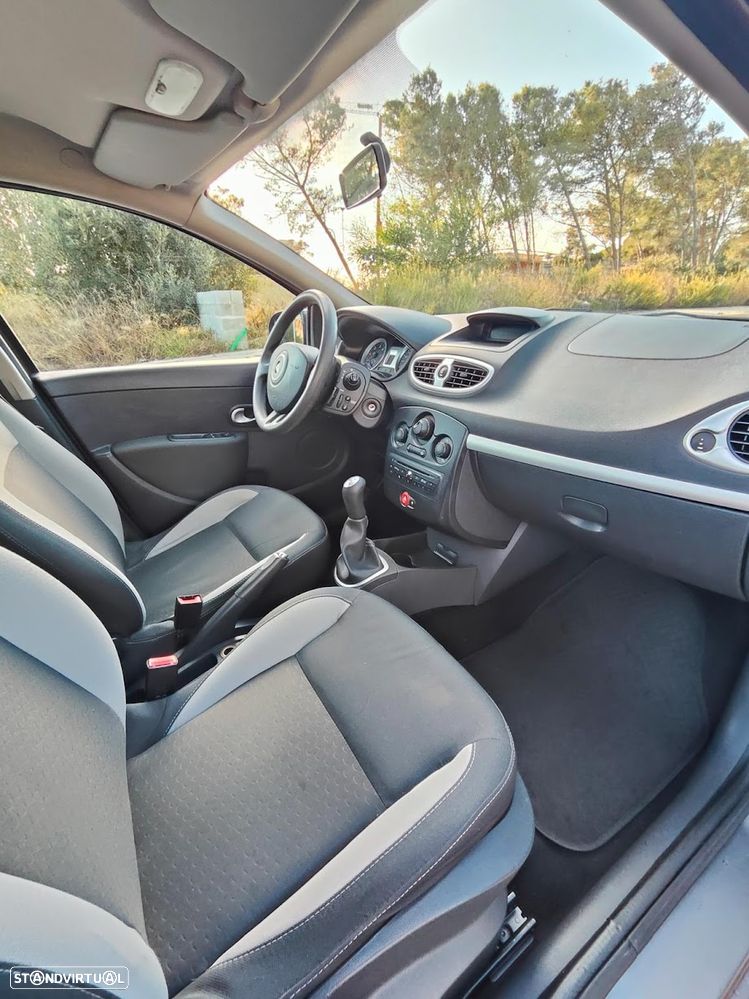 Renault Clio 1.5 dCi Confort 89g - 13