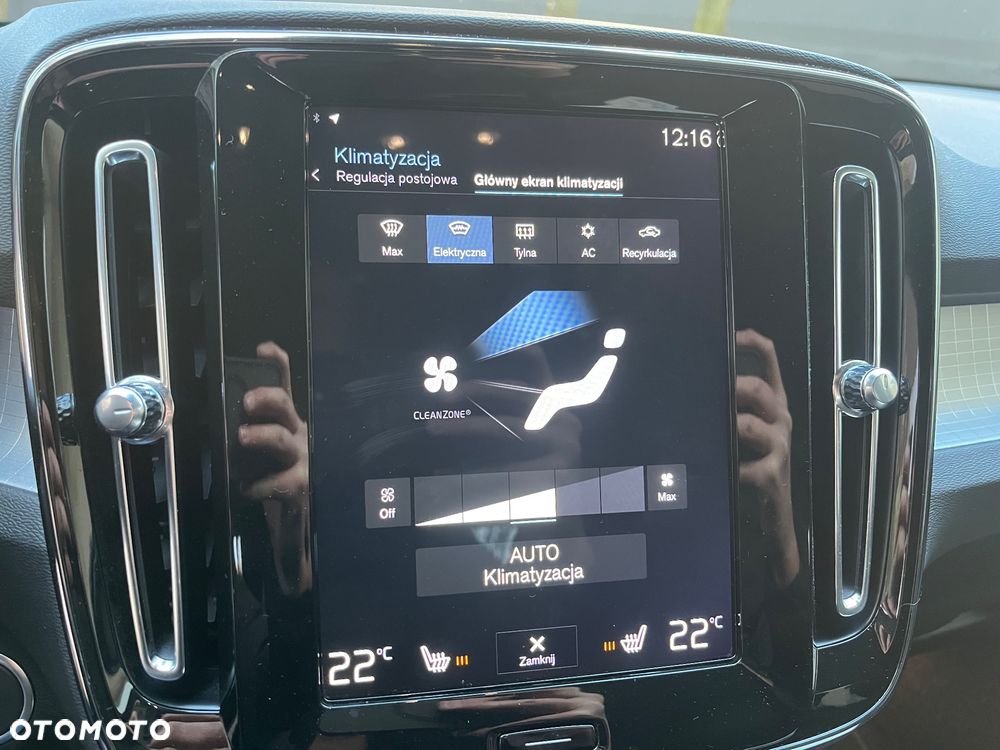 Volvo XC 40 D3 Momentum Pro - 30