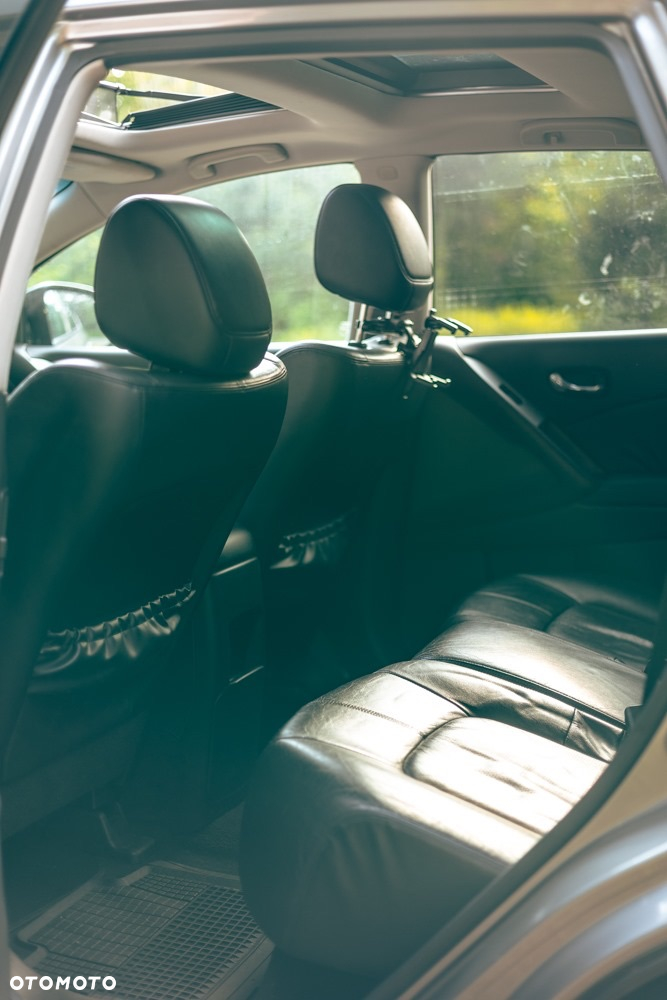 Nissan Murano 2.5 D Premium - 19