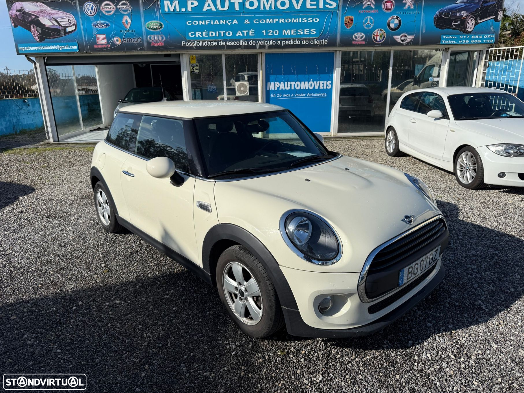 MINI 3 Portas One D - 11