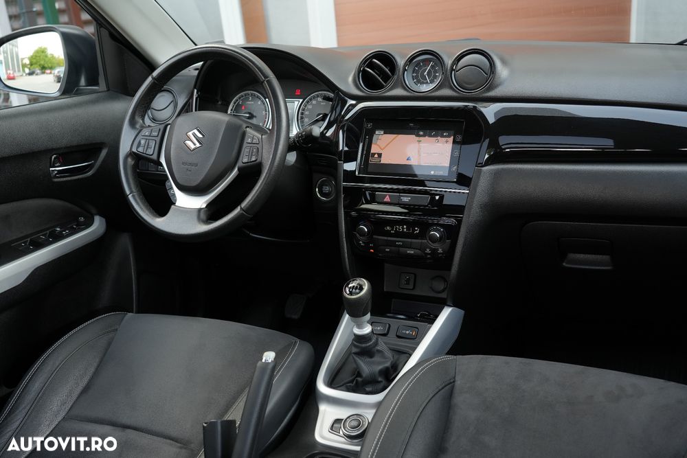 Suzuki Vitara 1.6 DDIS 4X4 Spirit - 16