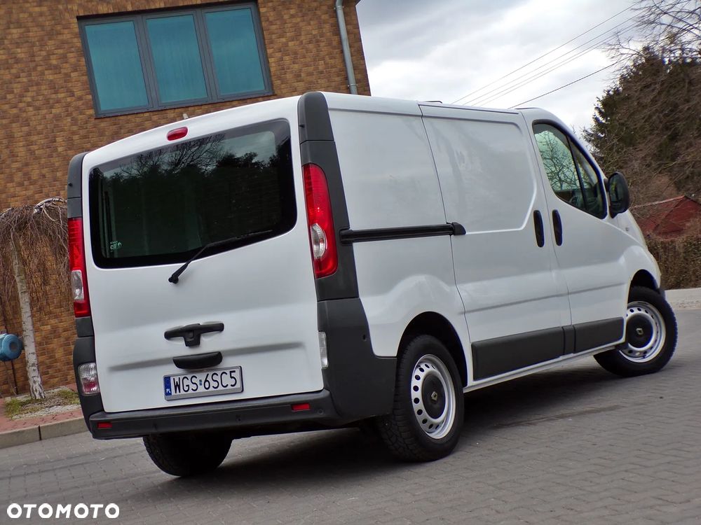 Renault TRAFIC - 4