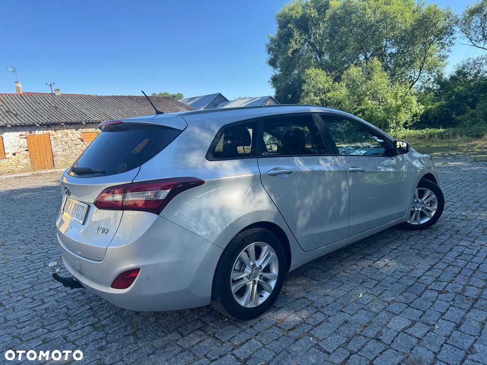 Hyundai i30 blue 1.6 CRDi Classic Navigation - 7