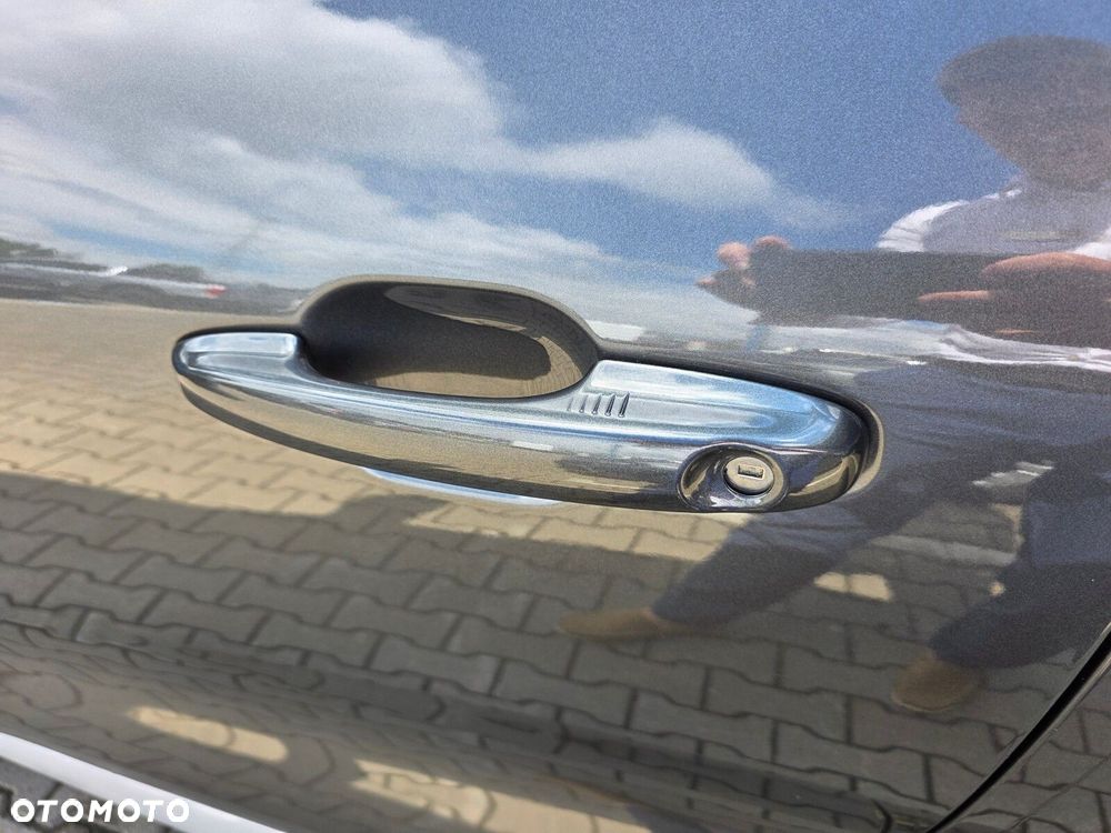 Ford Kuga - 11