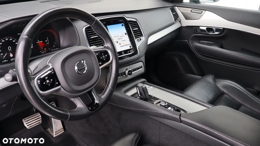 Volvo XC 90 T8 AWD Plug-In Hybrid R-Design 7os - 13