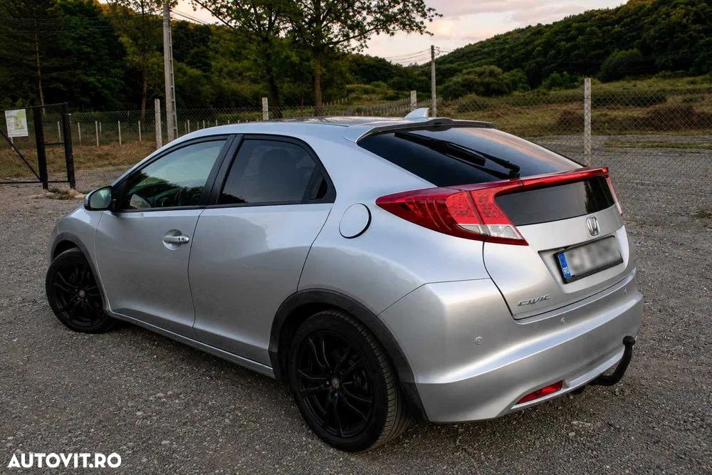 Honda Civic 1.8i Sport - 5