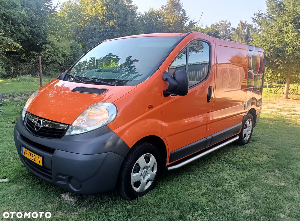 Opel Vivaro - 12