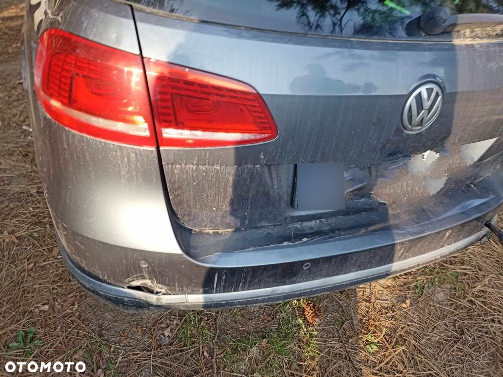 Volkswagen Passat 2.0 TDI Highline - 12