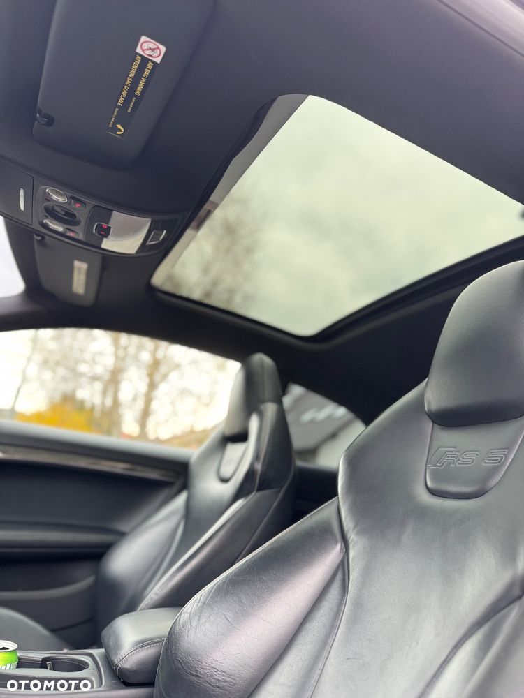 Audi RS5 Coupé Standard - 28