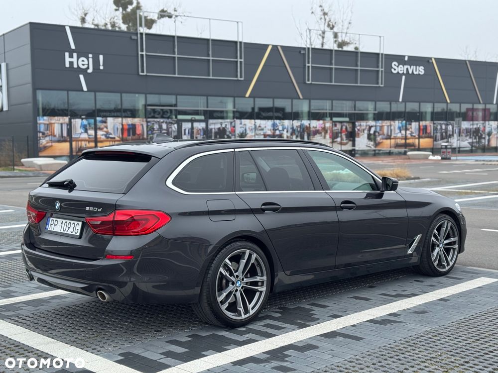BMW Seria 5 520d - 7
