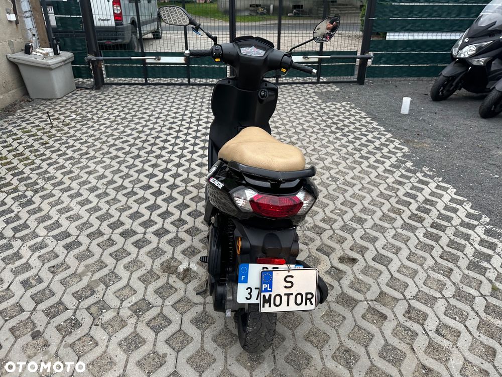 Peugeot Kisbee - 3