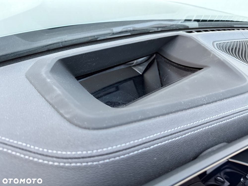 BMW Seria 3 320d xDrive - 21