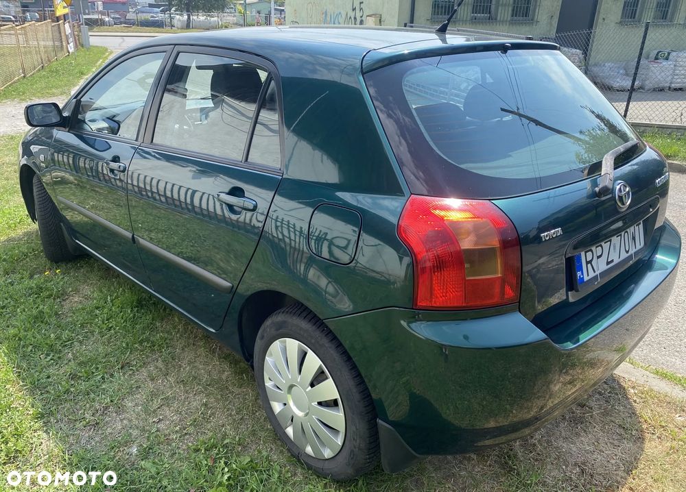 Toyota Corolla 1.6 VVT-i Sol - 3