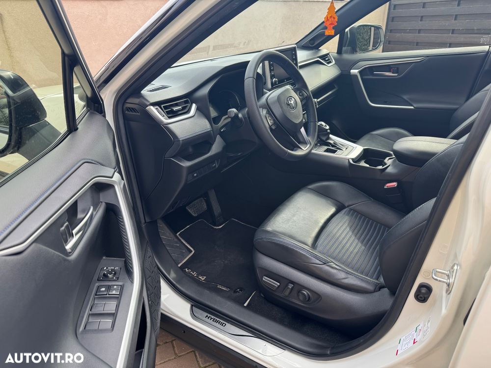 Toyota RAV4 - 9