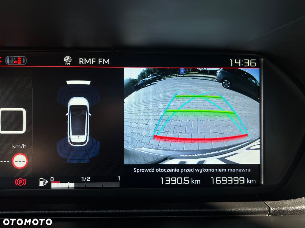 Citroën C4 Picasso 1.2 PureTech Exclusive - 23