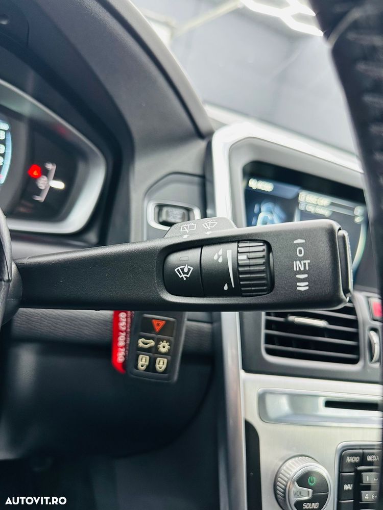 Volvo XC 60 D4 Ocean Race - 28