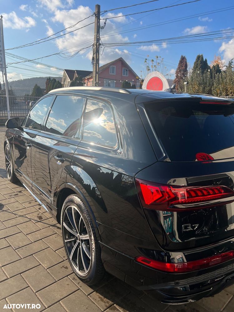 Audi Q7 55 TFSI quattro Tiptronic S line - 6