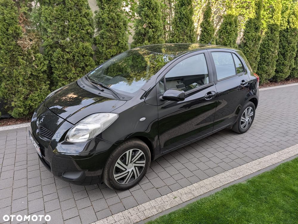 Toyota Yaris - 19