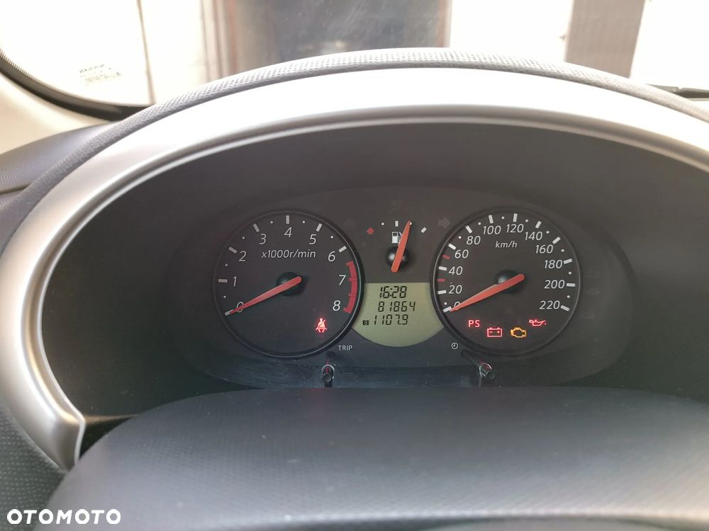Nissan Micra - 5