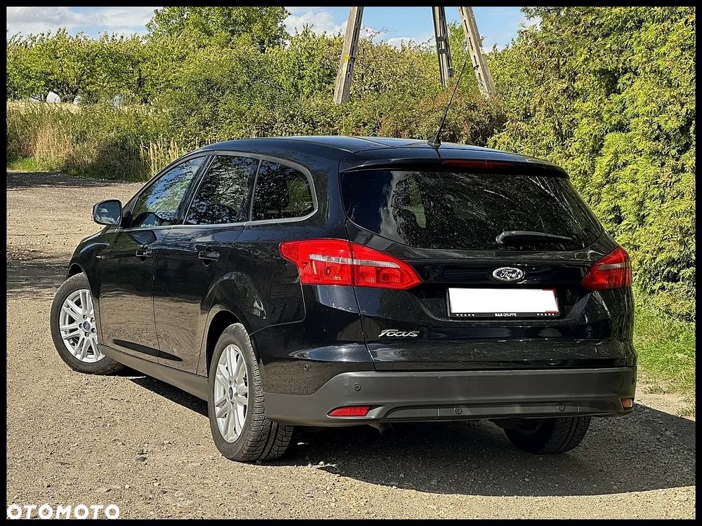 Ford Focus - 17