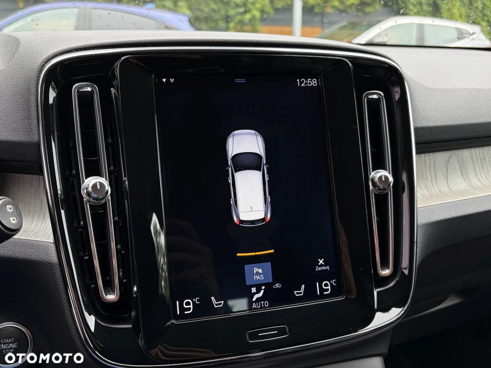 Volvo XC 40 T4 Geartronic Inscription - 29