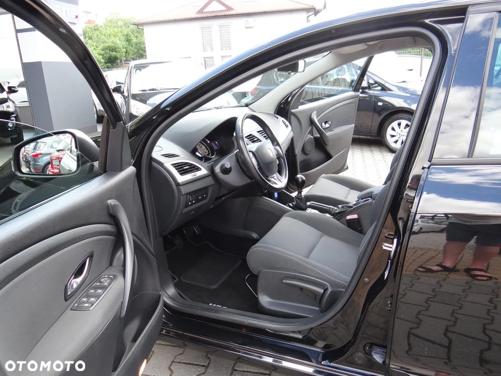 Renault Megane ENERGY TCe 115 Start & Stop Authentique - 23