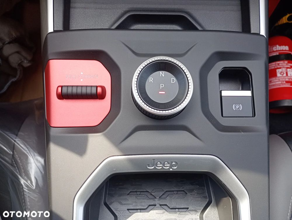 Jeep Compass 73.7kWh Standard Range First Edition FWD - 12