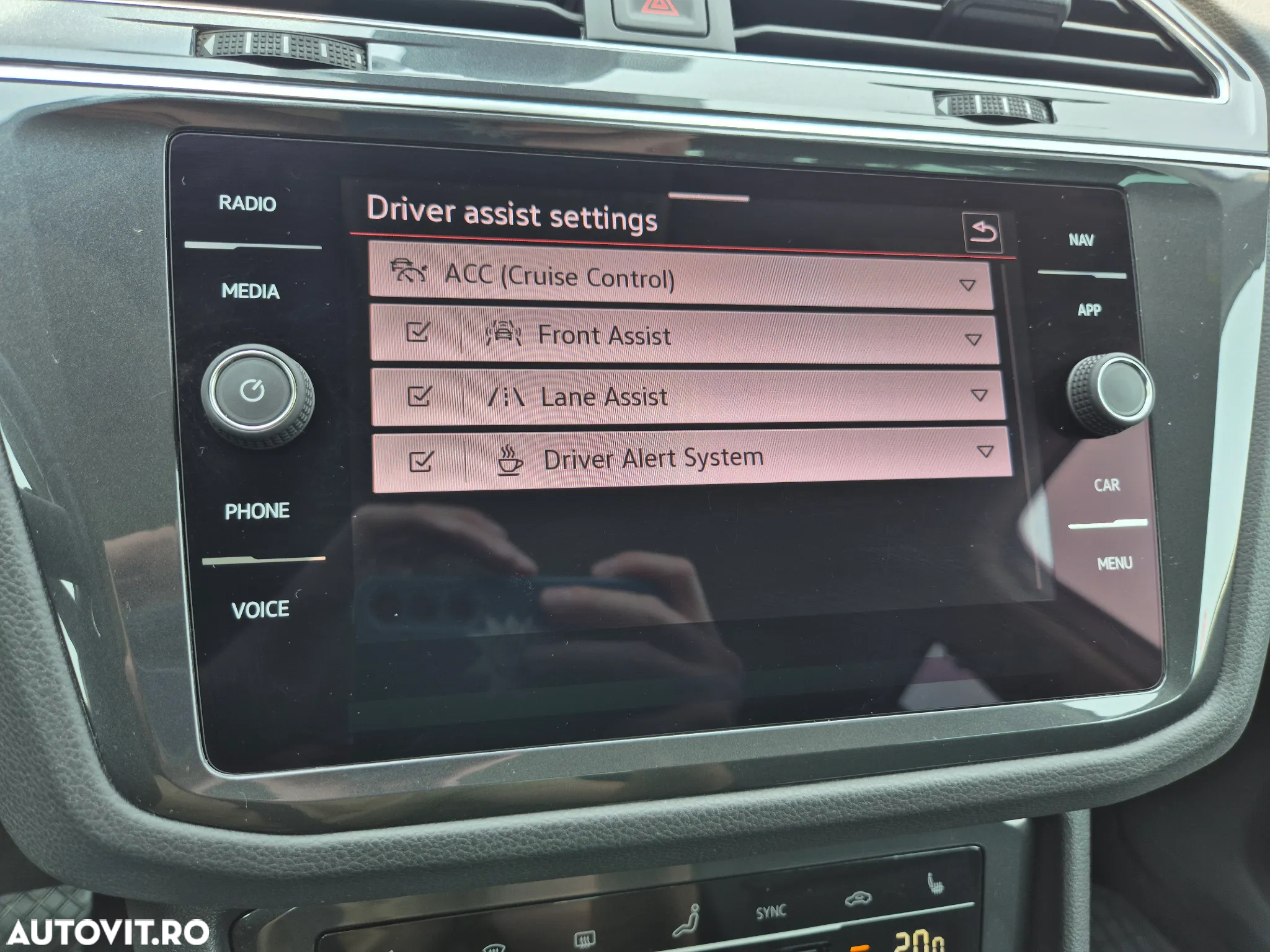 Volkswagen Tiguan 2.0 TDI SCR DSG Life - 23
