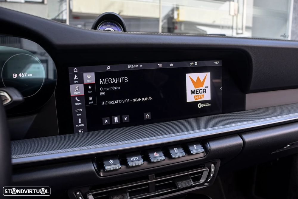 Porsche 911 (992) Carrera S PDK - 21