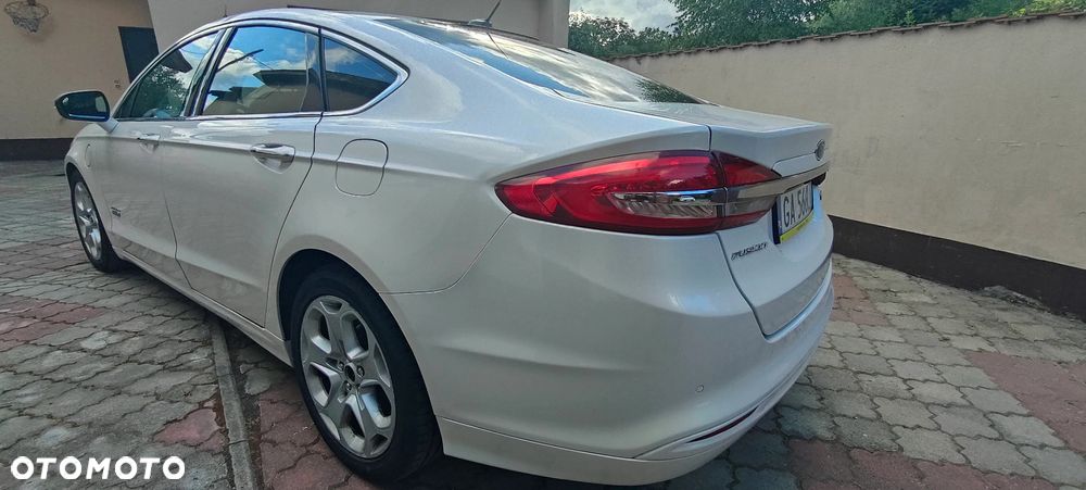 Ford Fusion - 6