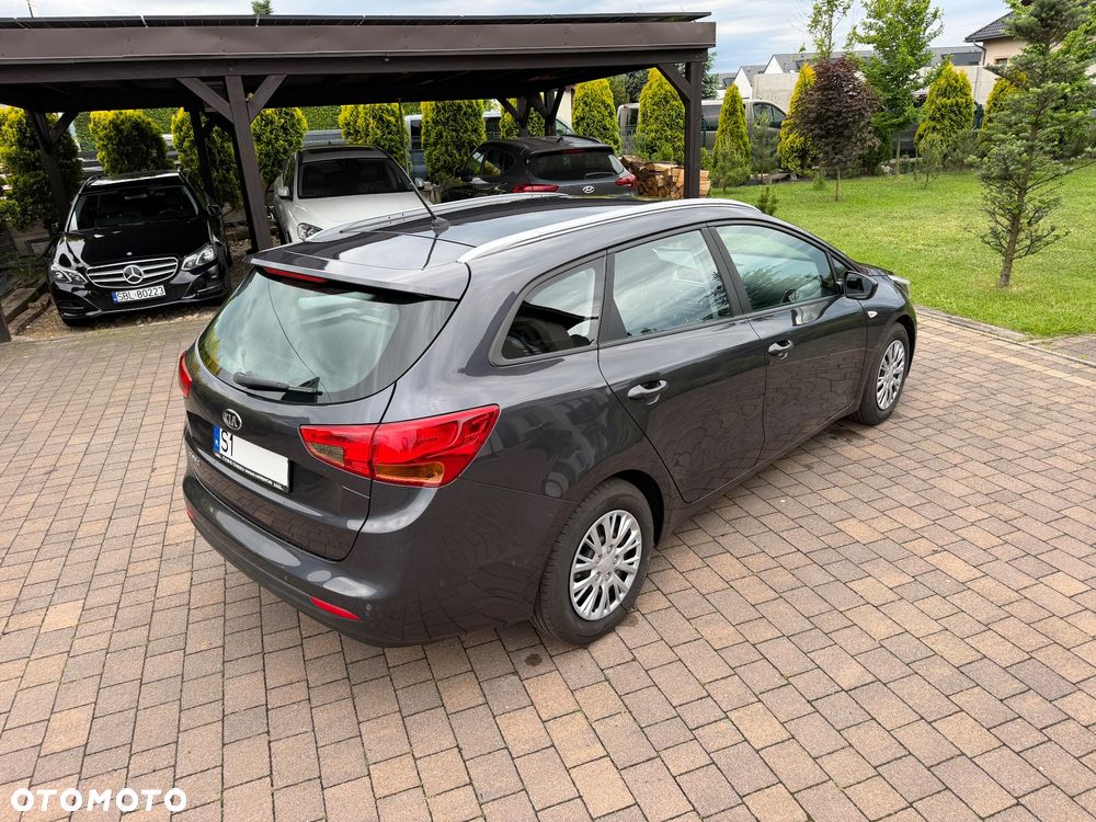 Kia Ceed 1.6 GDI Spirit - 6