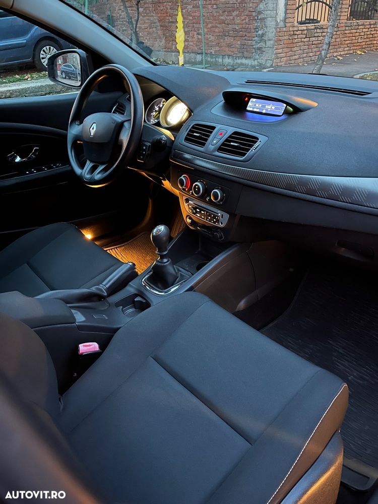 Renault Megane dCi 110 FAP Expression - 7
