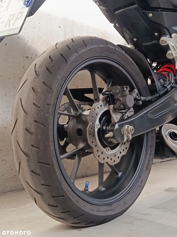 Honda CB - 27