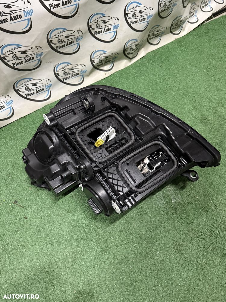 Far dreapta Mercedes E class W213 facelift multibeam - 8