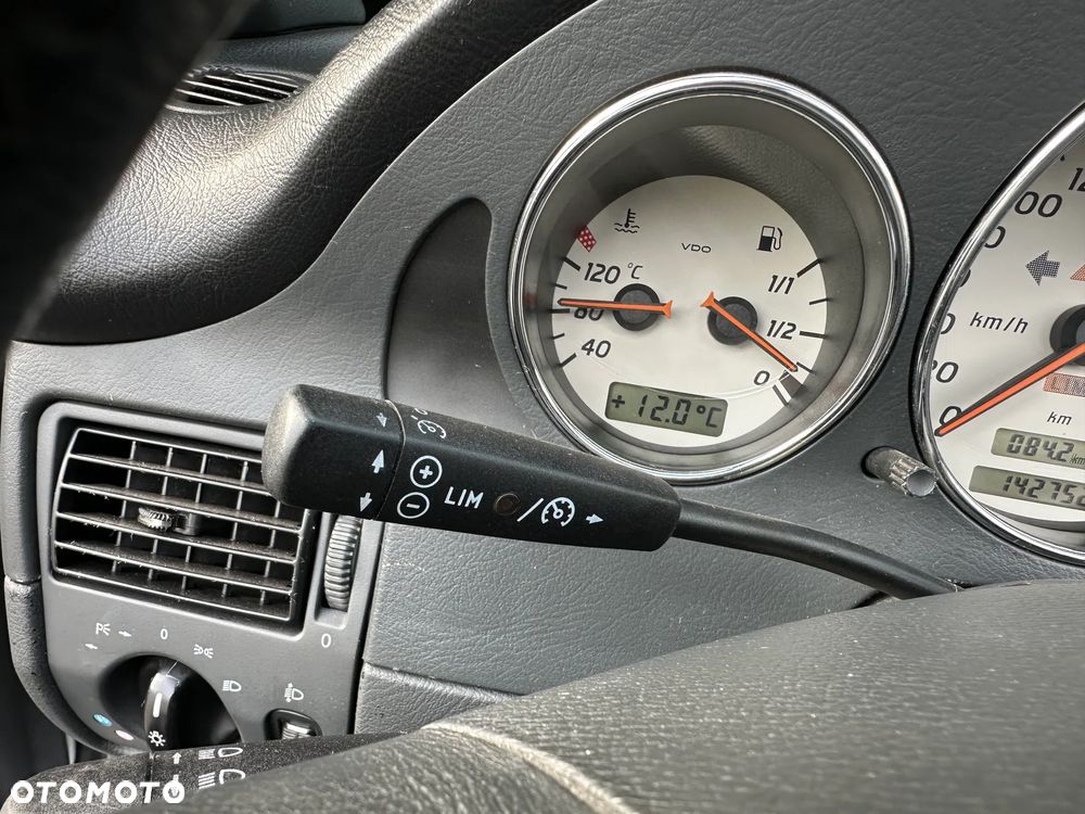 Mercedes-Benz SLK - 30
