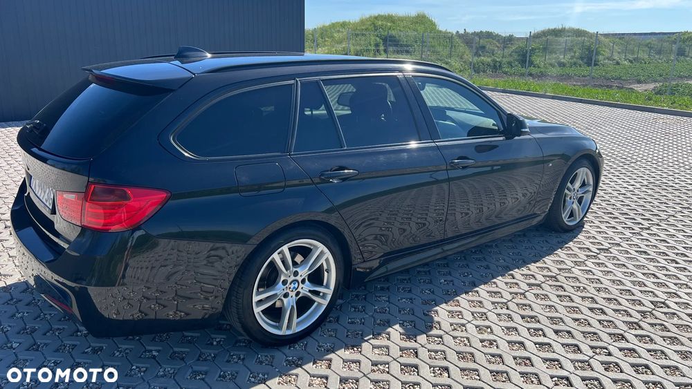 BMW Seria 3 325d M Sport - 6