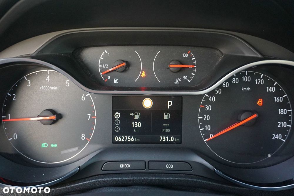 Opel Crossland - 7