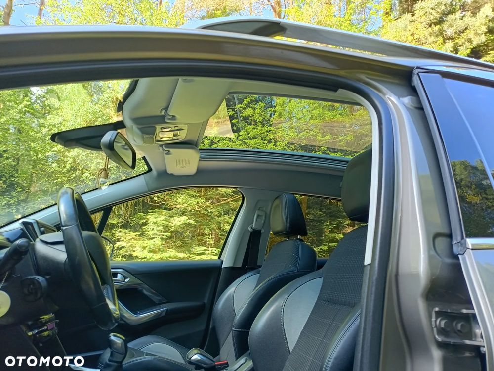 Peugeot 2008 1.6 VTi Allure - 14