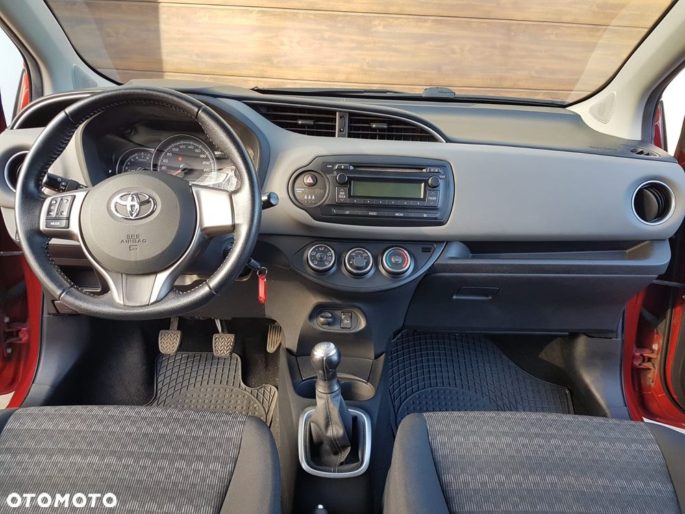 Toyota Yaris 1.0 Active EU6 - 8
