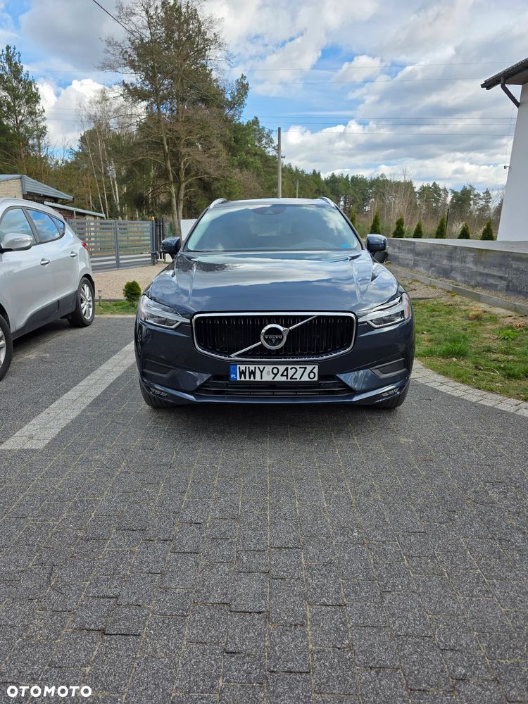 Volvo XC 60 T5 AWD Momentum - 2