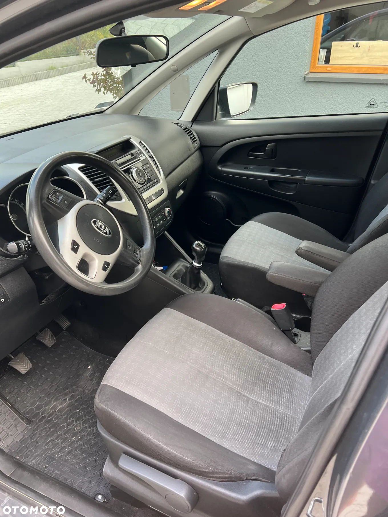 Kia Venga - 6