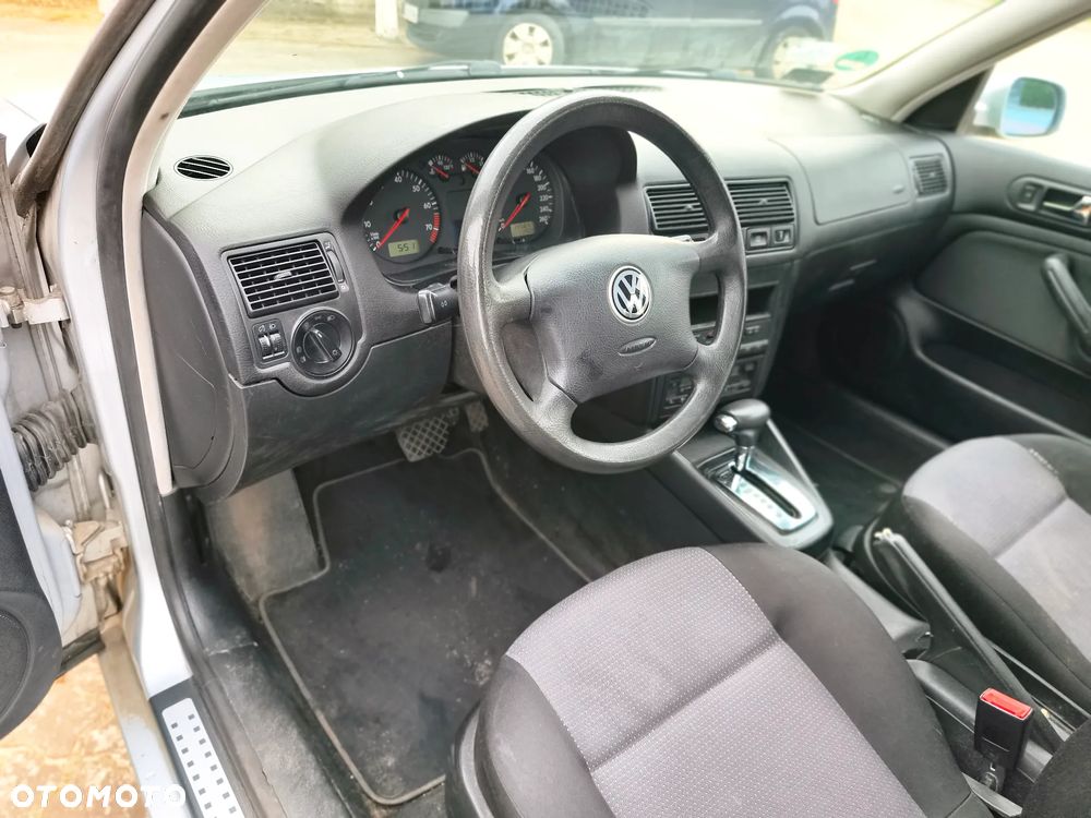 Volkswagen Golf - 15