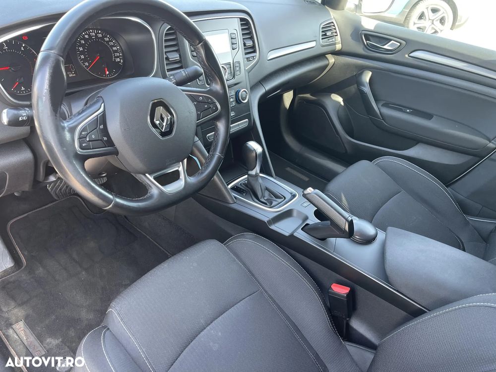 Renault Megane BLUE dCi EDC Limited - 9