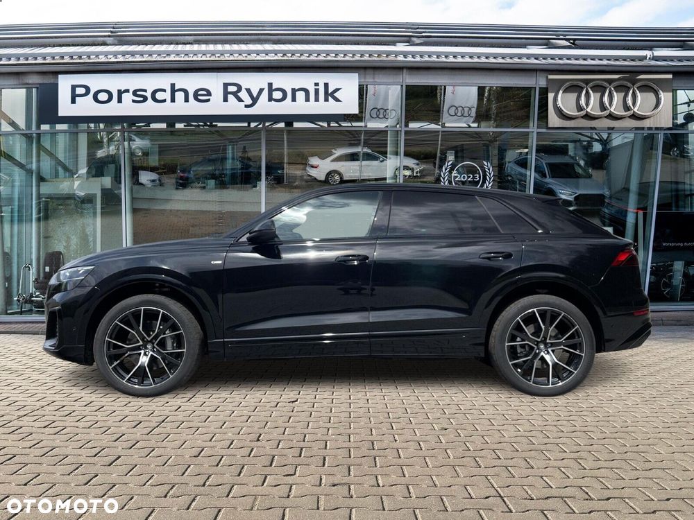 Audi Q8 - 2