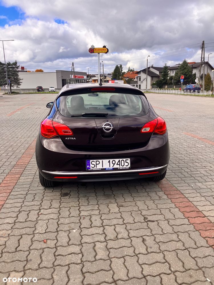 Opel Astra 1.6 Essentia - 3